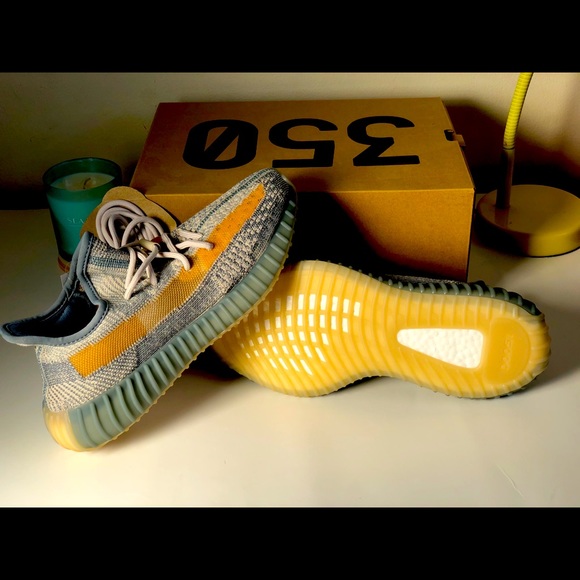 YEEZY BOOST 350 - Picture 7 of 12